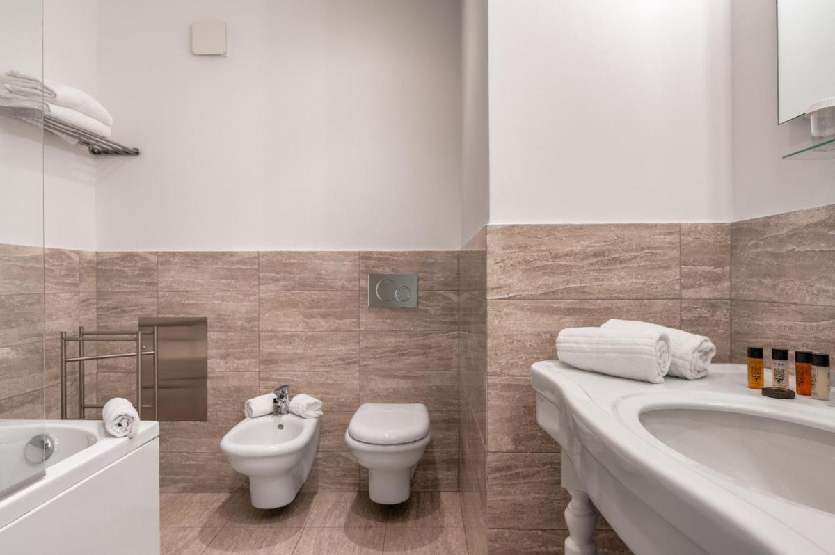 Excelsior Palace Hotel