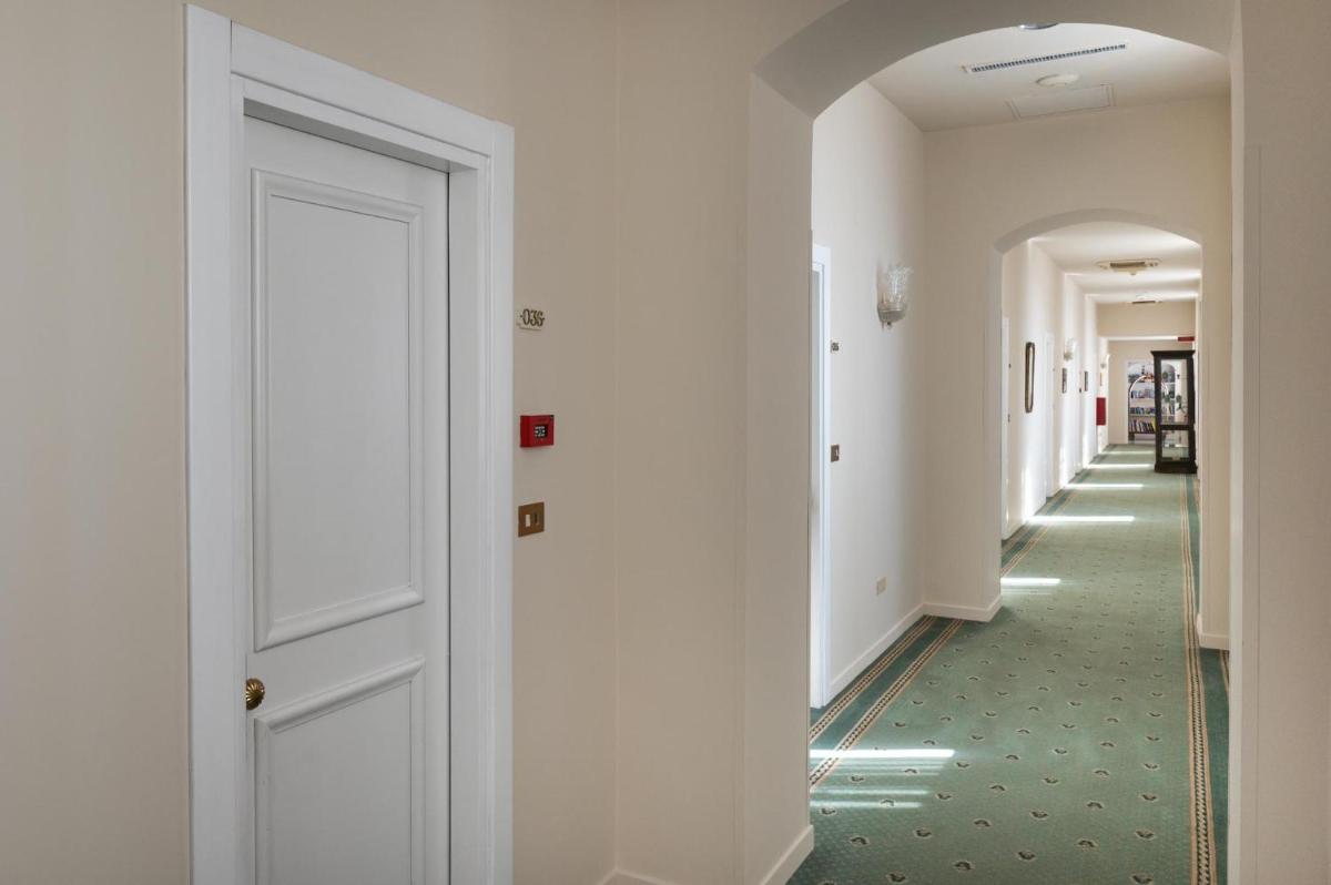 Excelsior Palace Hotel