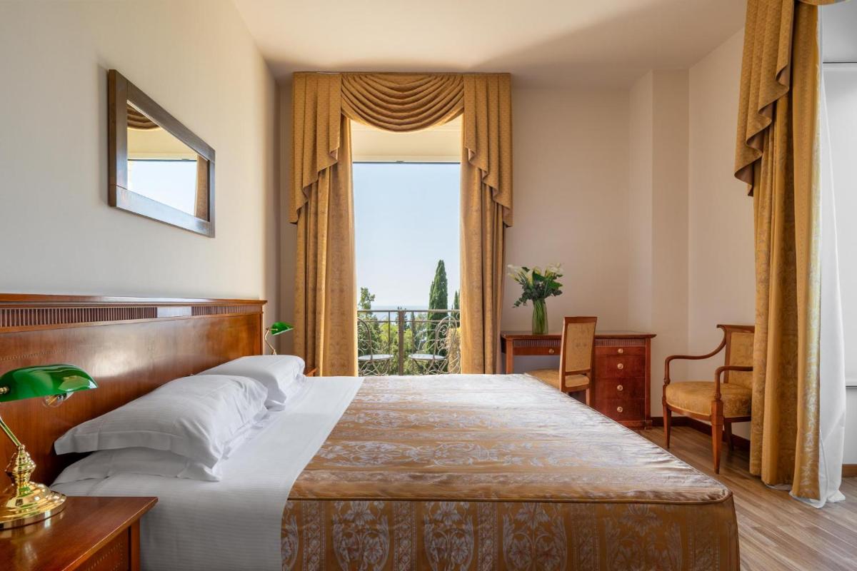 Excelsior Palace Hotel