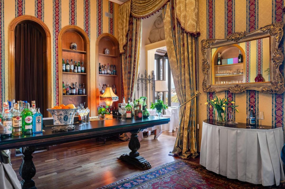 Excelsior Palace Hotel