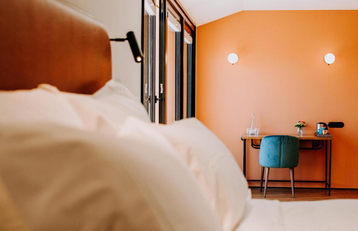 Exmo Hotel by Olivia