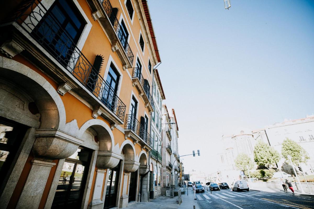 Exmo Hotel by Olivia