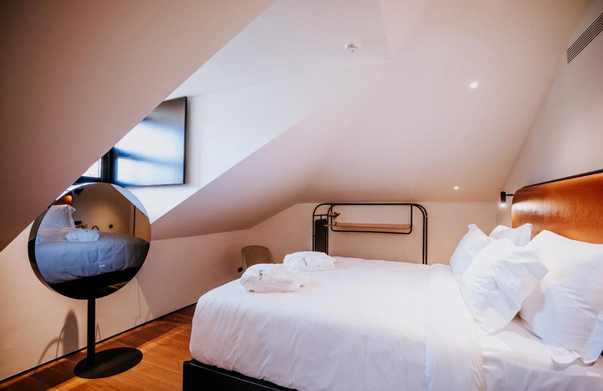 Exmo Hotel by Olivia