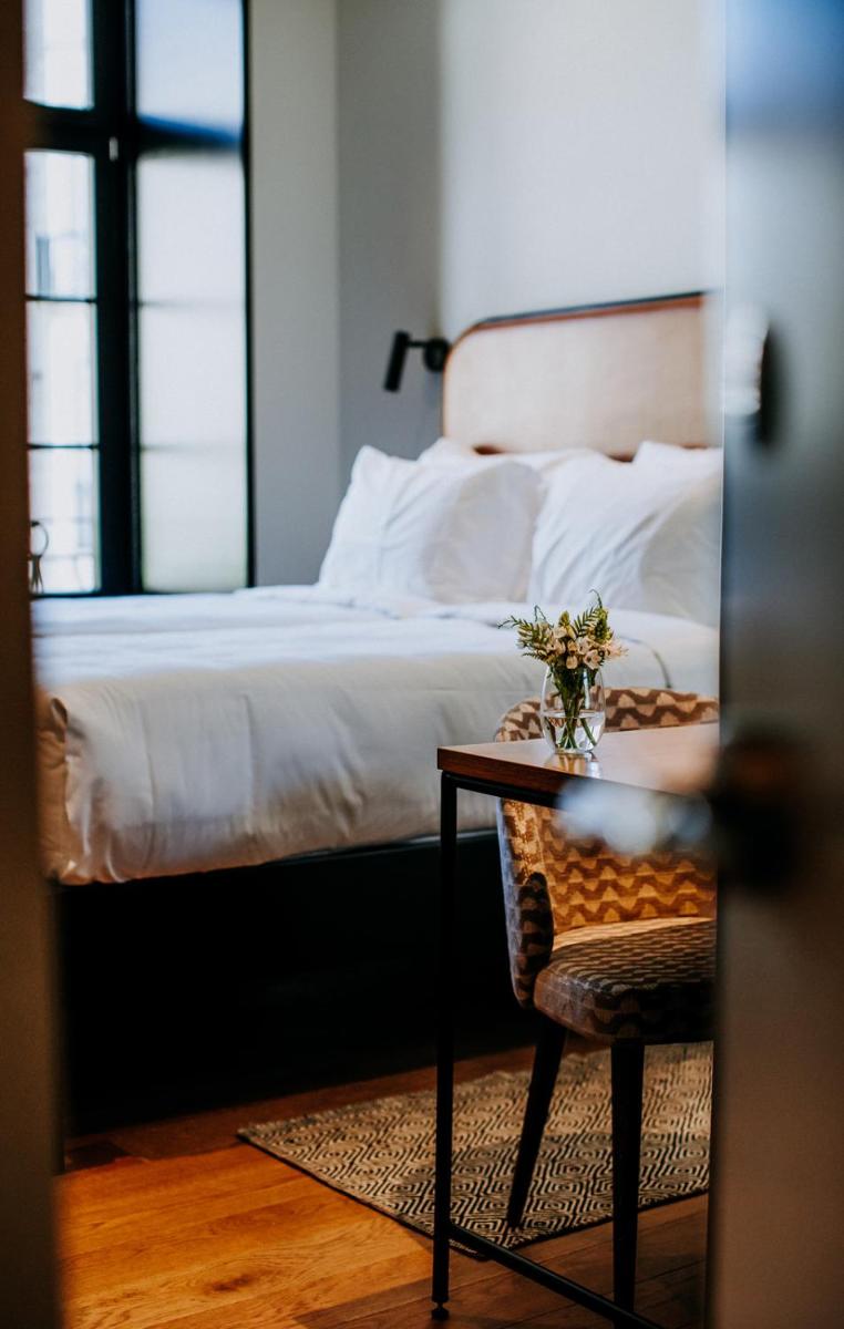Exmo Hotel by Olivia