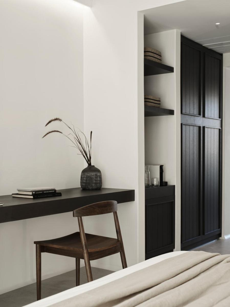 Ezio Bo Luxury Living