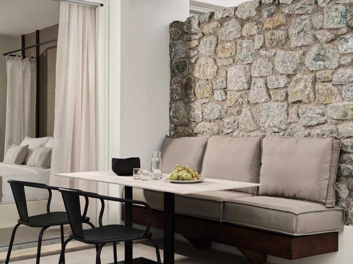 Ezio Bo Luxury Living