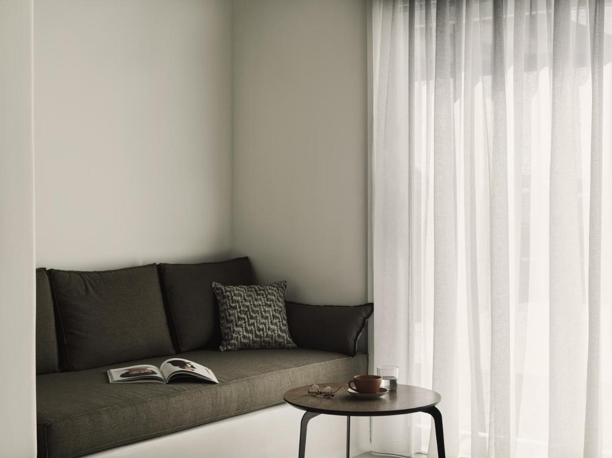 Ezio Bo Luxury Living