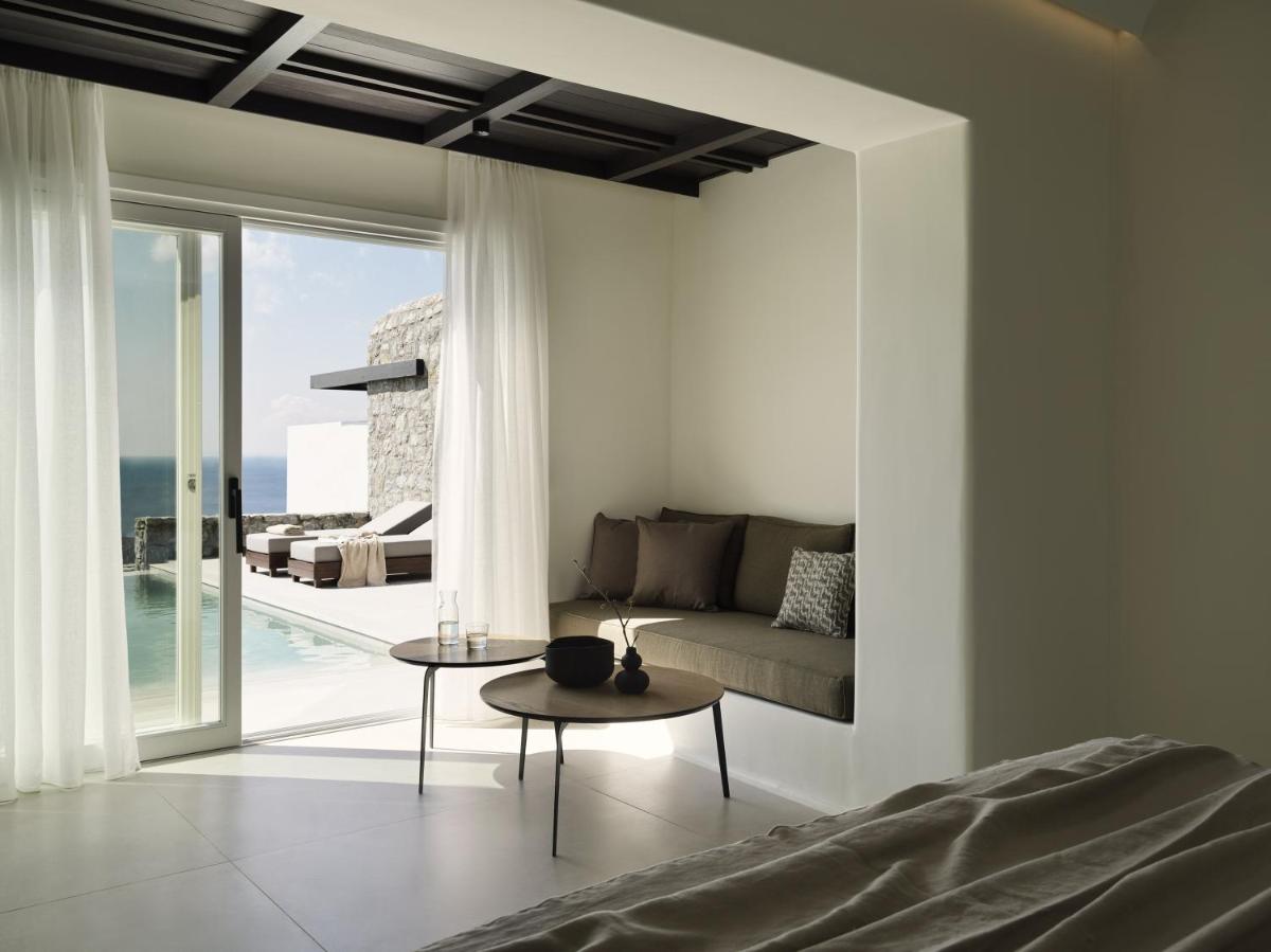 Ezio Bo Luxury Living