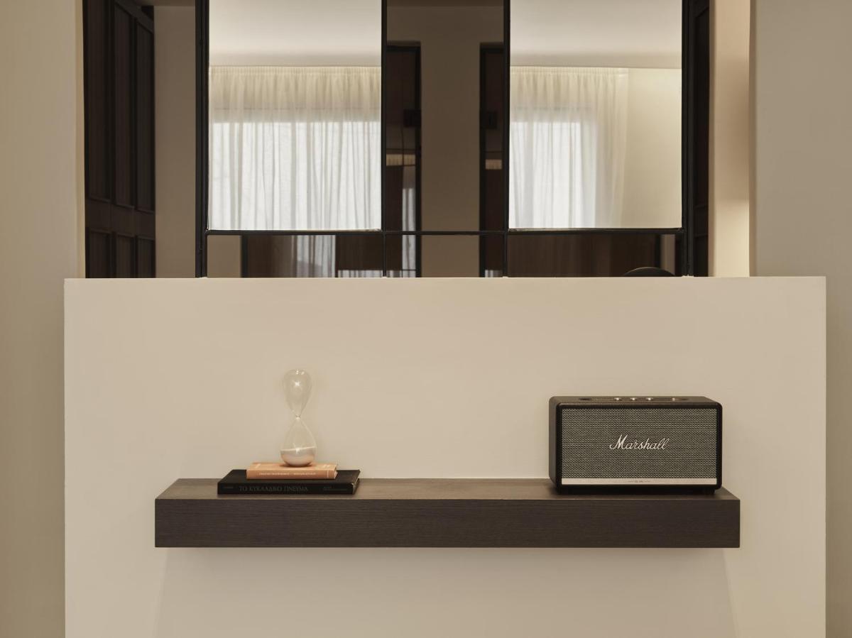 Ezio Bo Luxury Living