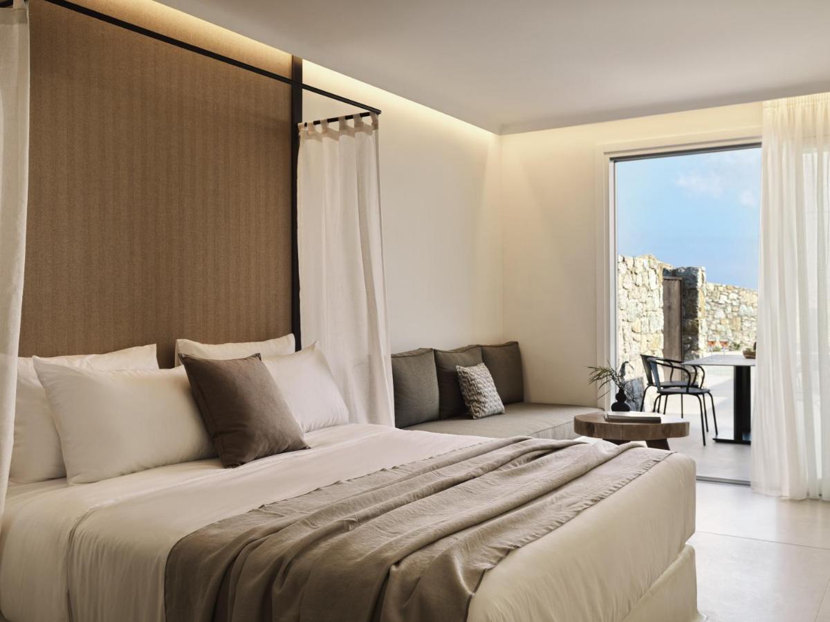 Ezio Bo Luxury Living