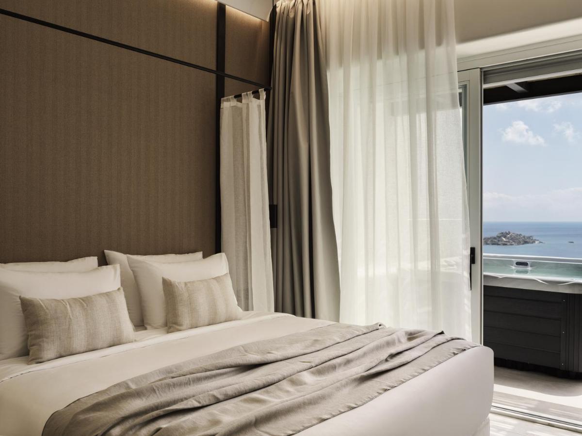 Ezio Bo Luxury Living