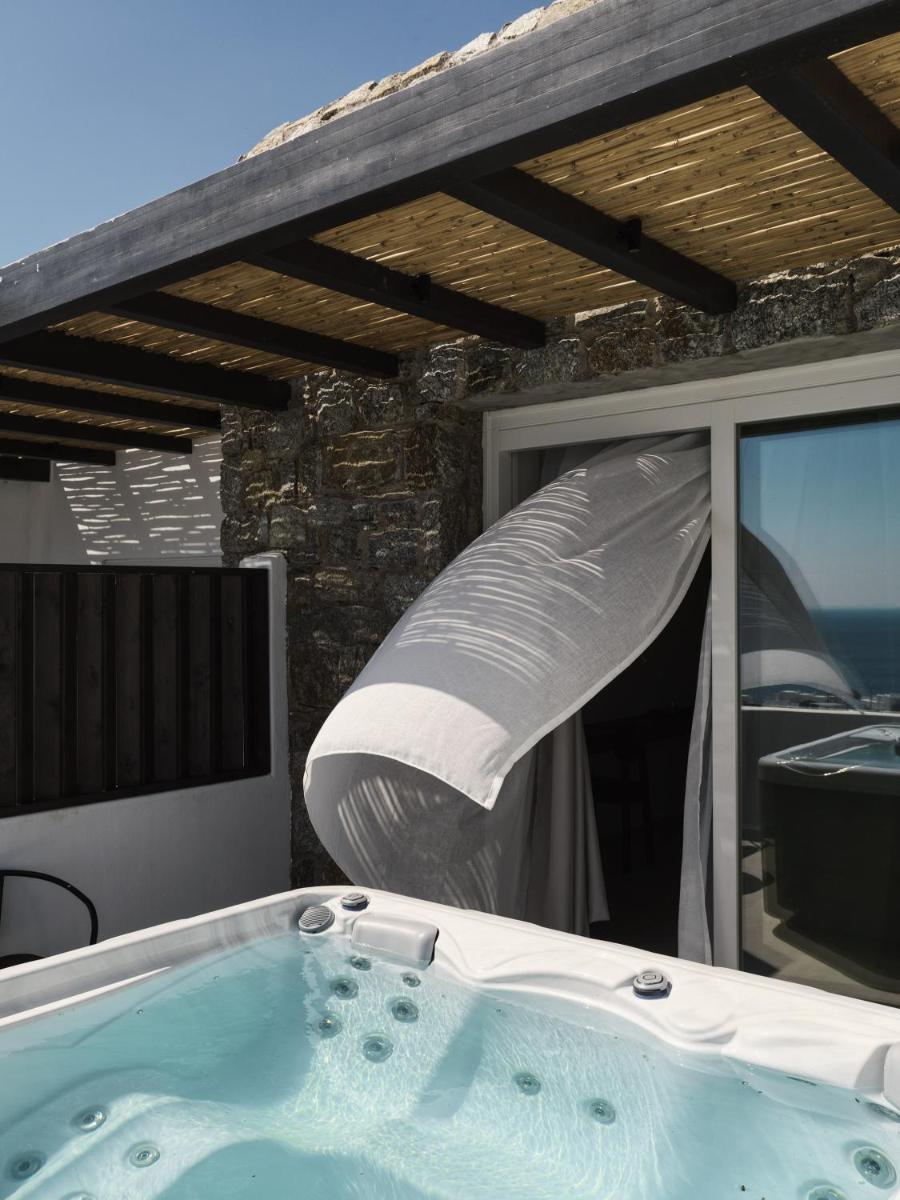 Ezio Bo Luxury Living