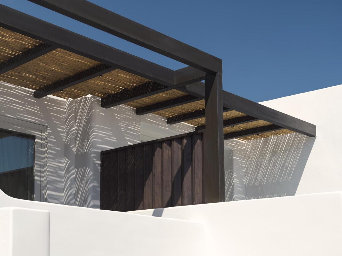 Ezio Bo Luxury Living