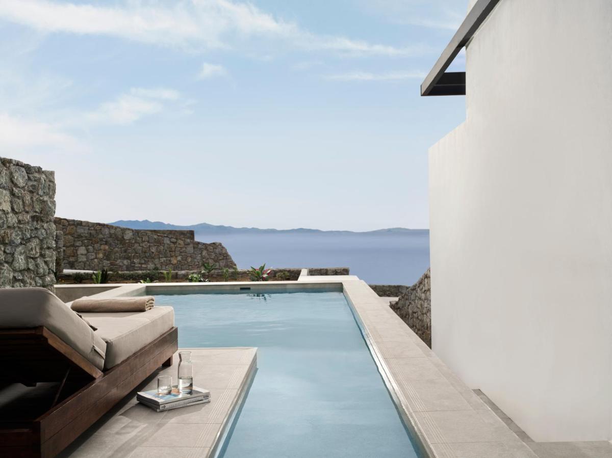 Ezio Bo Luxury Living
