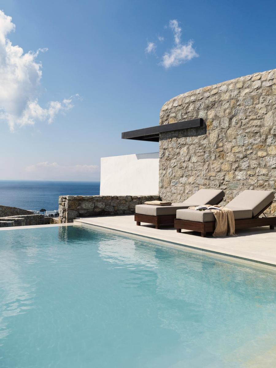 Ezio Bo Luxury Living