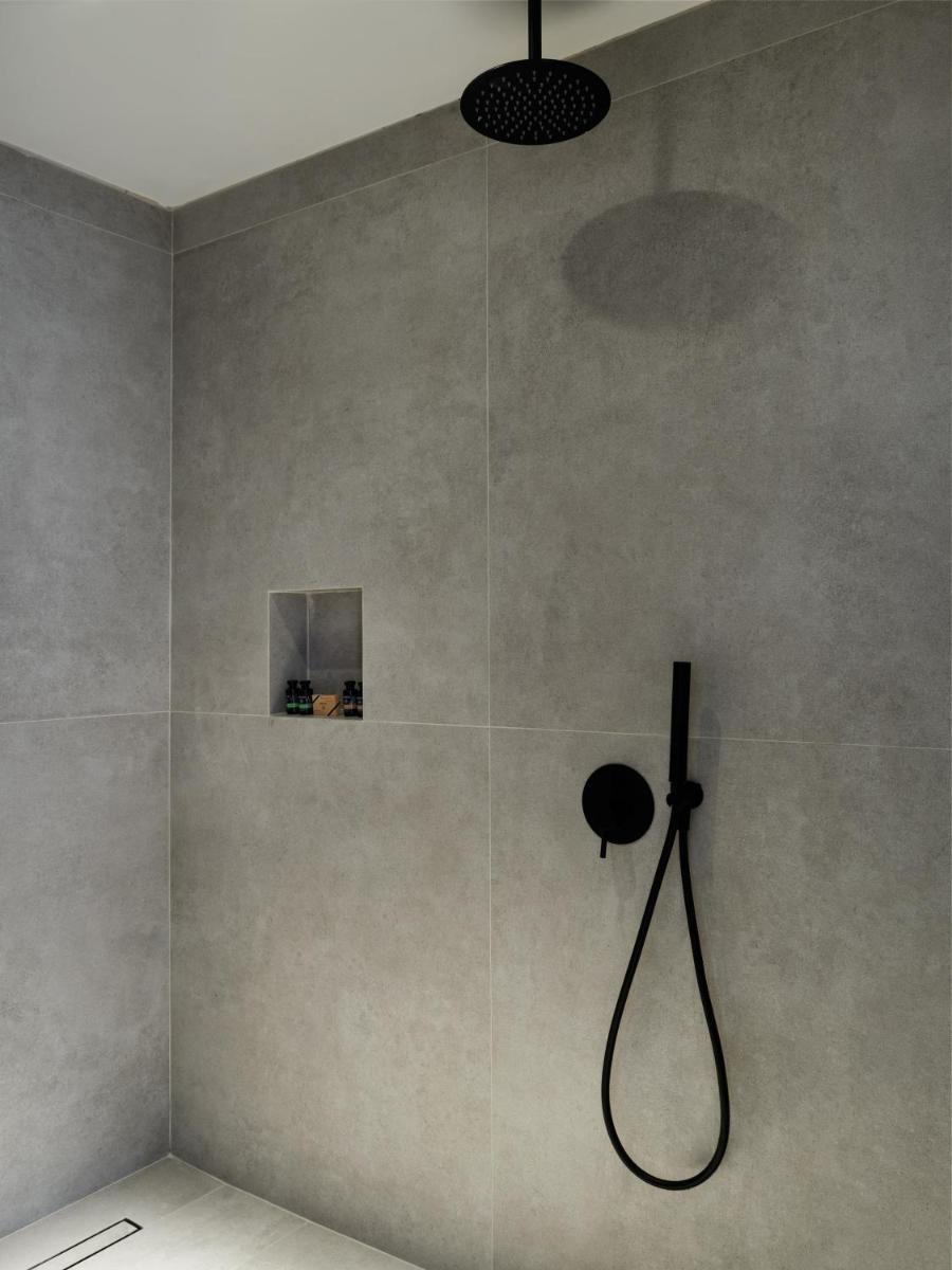 Ezio Bo Luxury Living