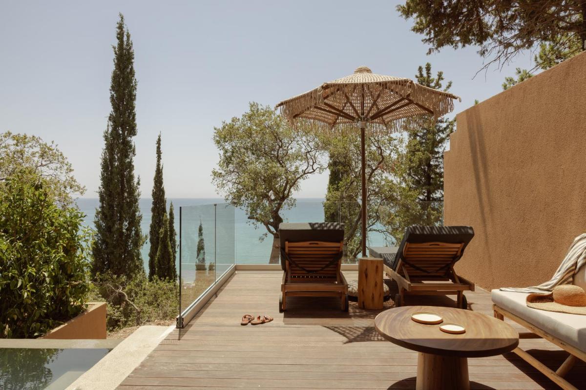 F ZEEN Kefalonia