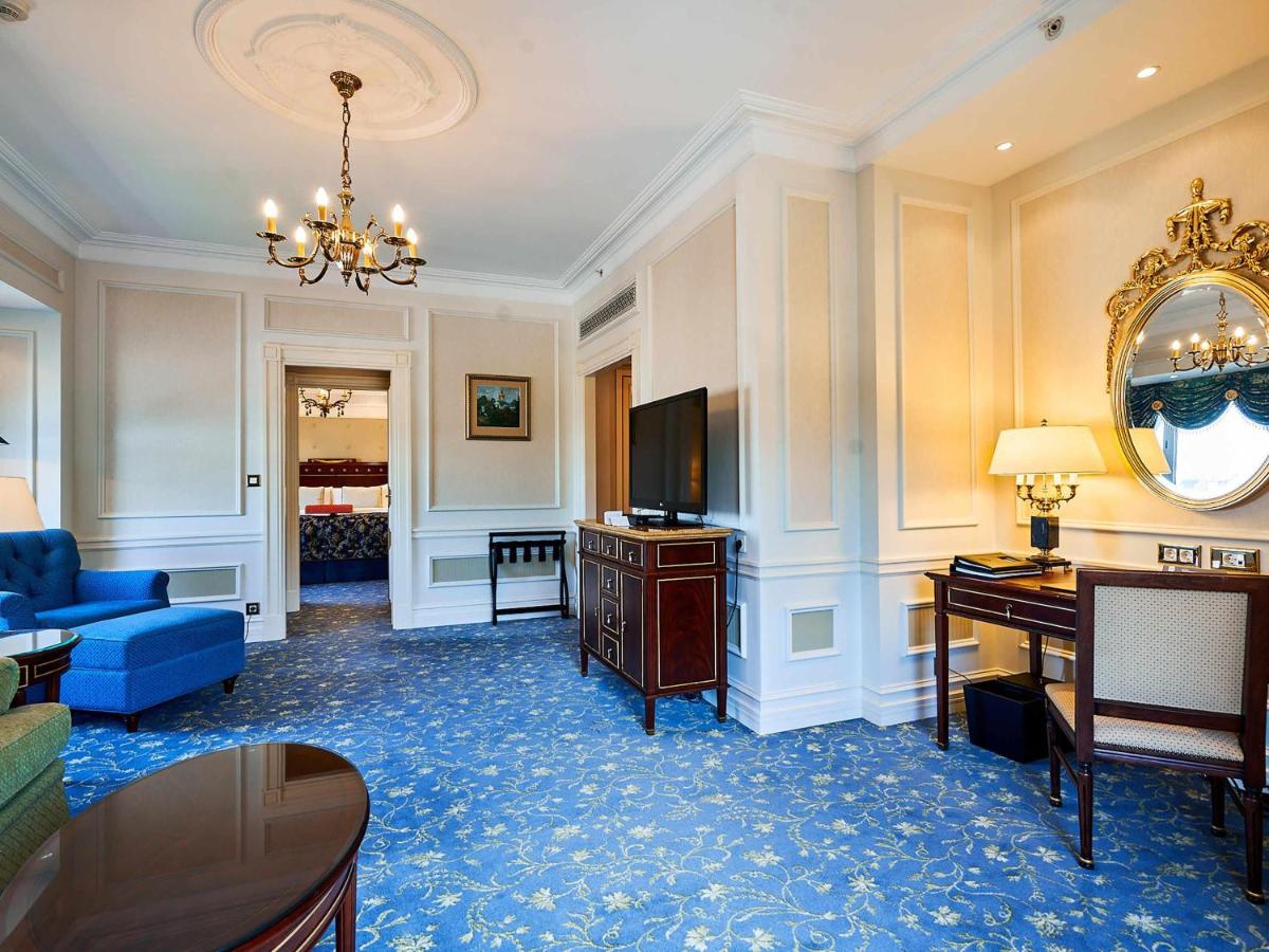 Fairmont Grand Hotel Kyiv