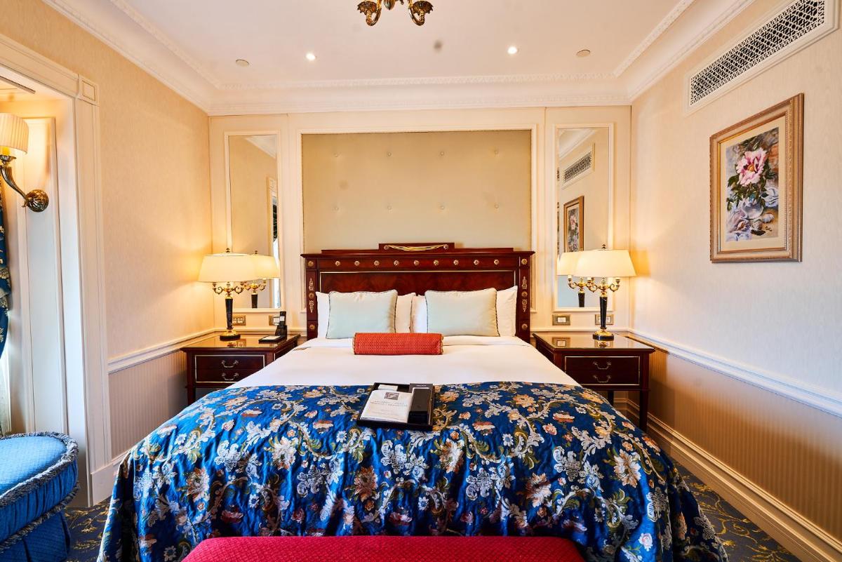 Fairmont Grand Hotel Kyiv