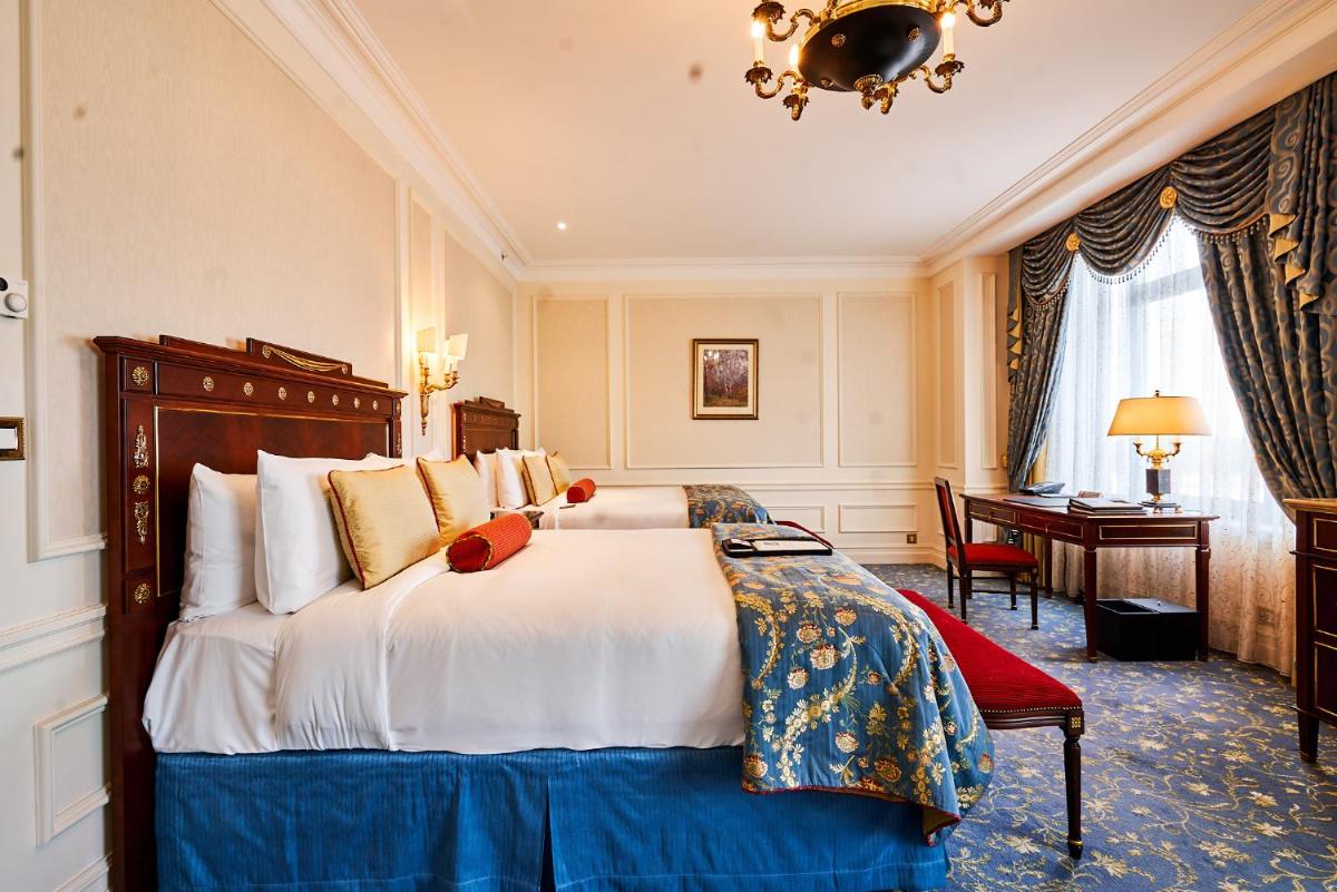 Fairmont Grand Hotel Kyiv