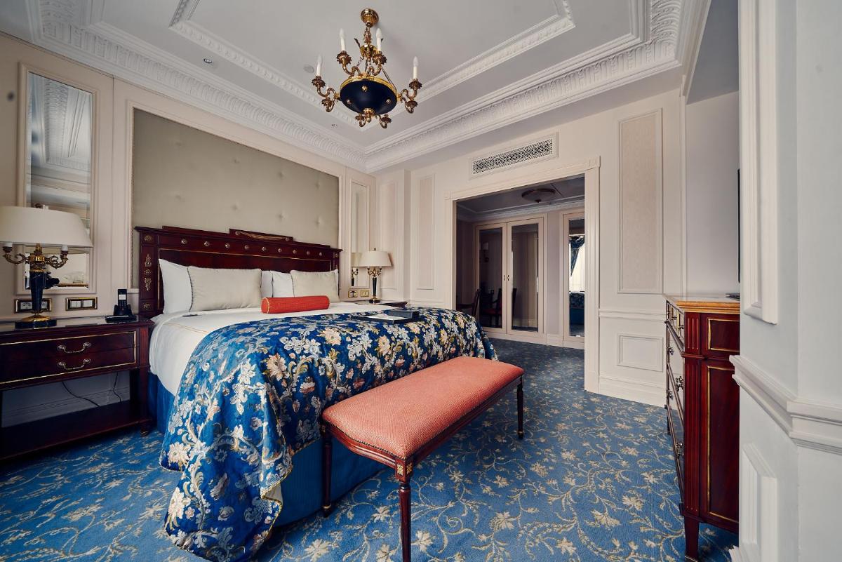 Fairmont Grand Hotel Kyiv