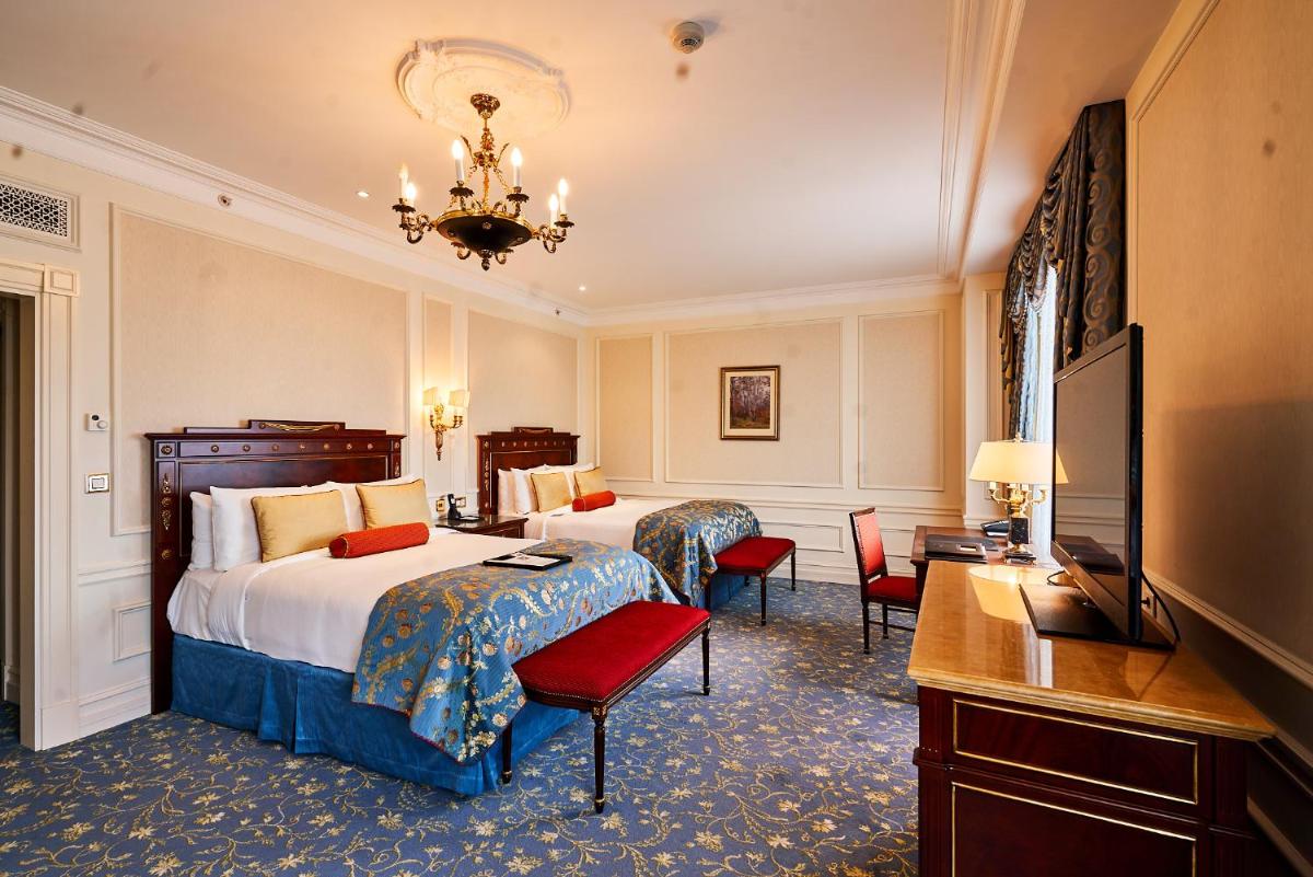 Fairmont Grand Hotel Kyiv