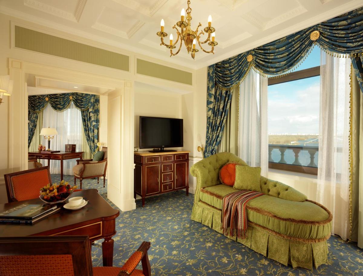 Fairmont Grand Hotel Kyiv