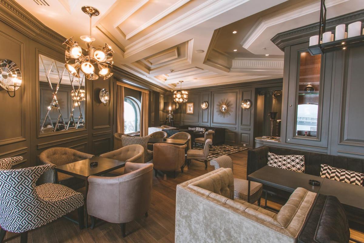 Fairmont Grand Hotel Kyiv