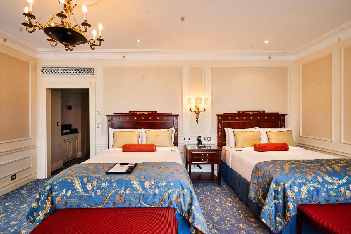 Fairmont Grand Hotel Kyiv
