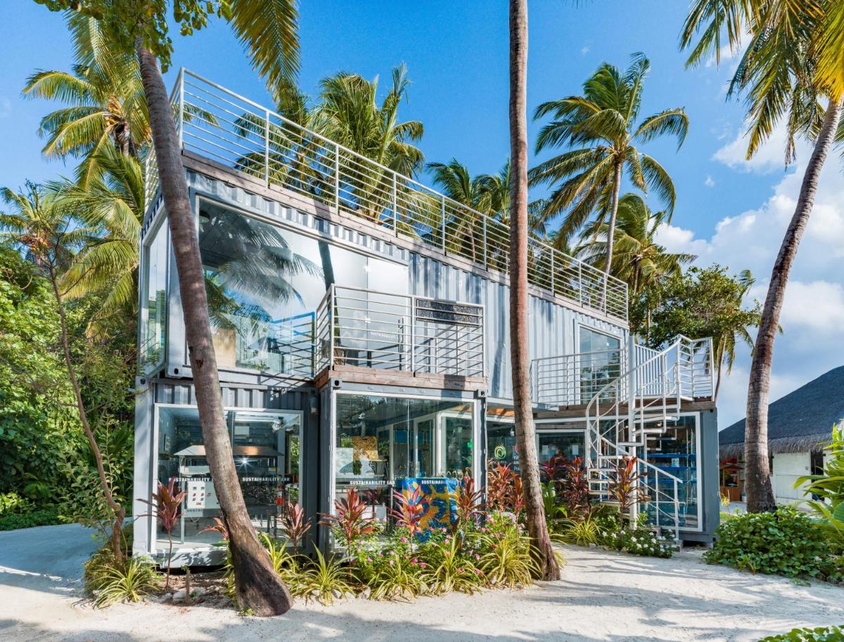 Sirru Fen Fushi Private Lagoon Resort Maldives