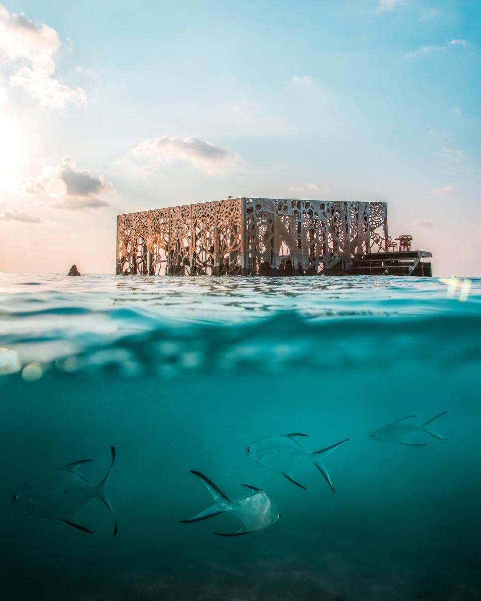 Sirru Fen Fushi Private Lagoon Resort Maldives