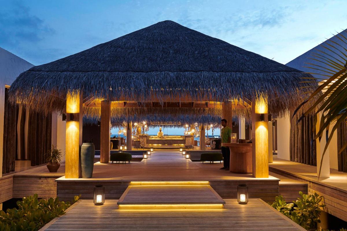 Sirru Fen Fushi Private Lagoon Resort Maldives