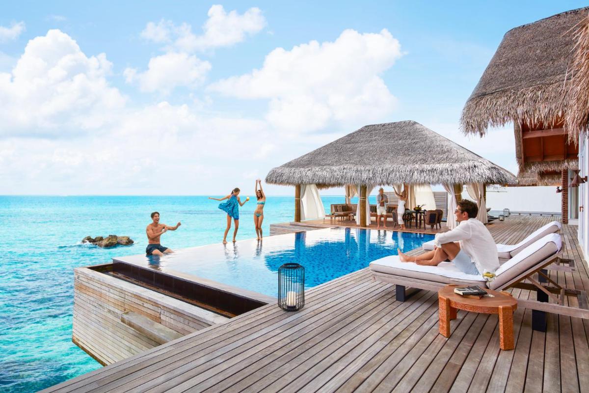 Sirru Fen Fushi Private Lagoon Resort Maldives