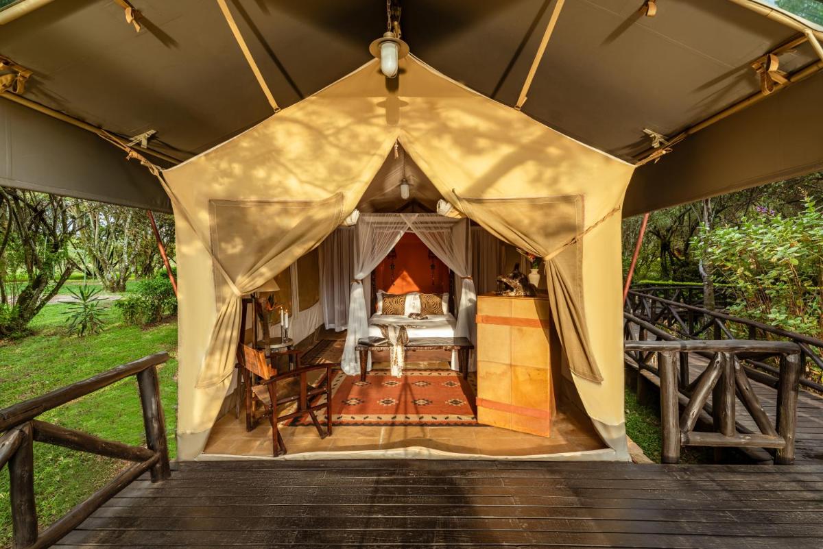 Fairmont Mara Safari Club
