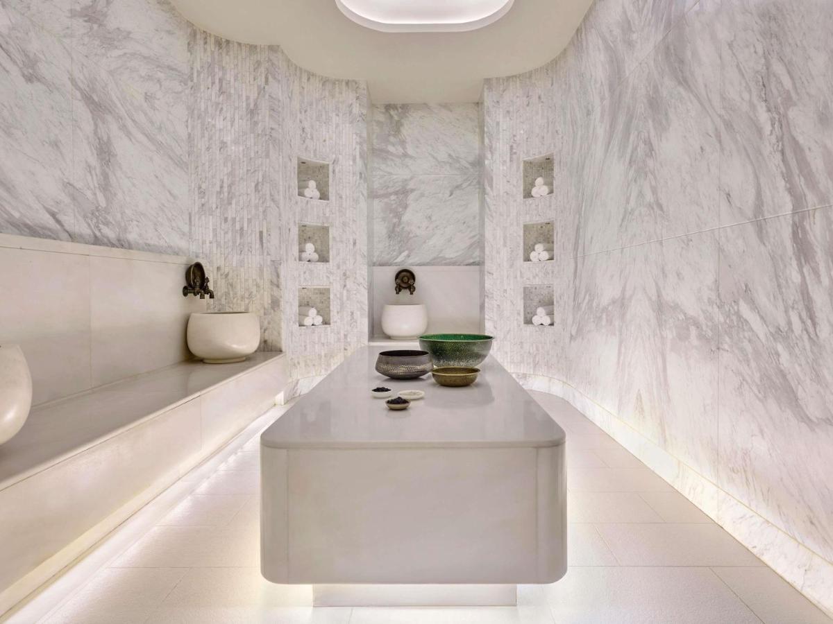 Fairmont Quasar Istanbul Hotel