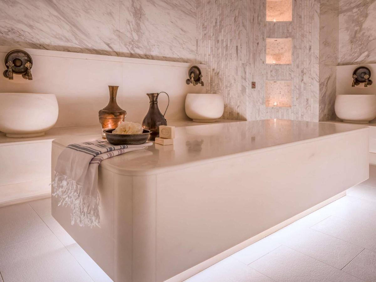 Fairmont Quasar Istanbul Hotel