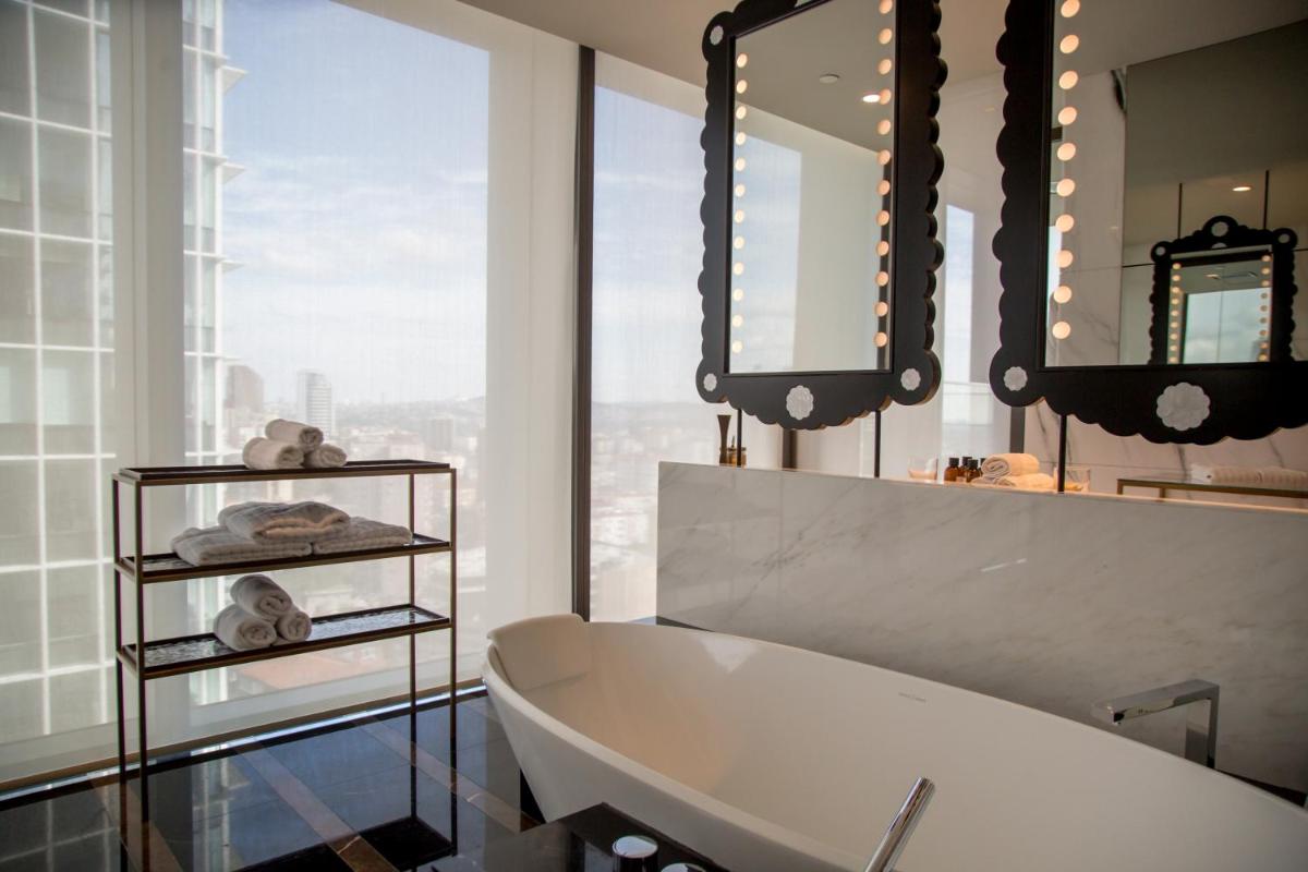 Fairmont Quasar Istanbul Hotel