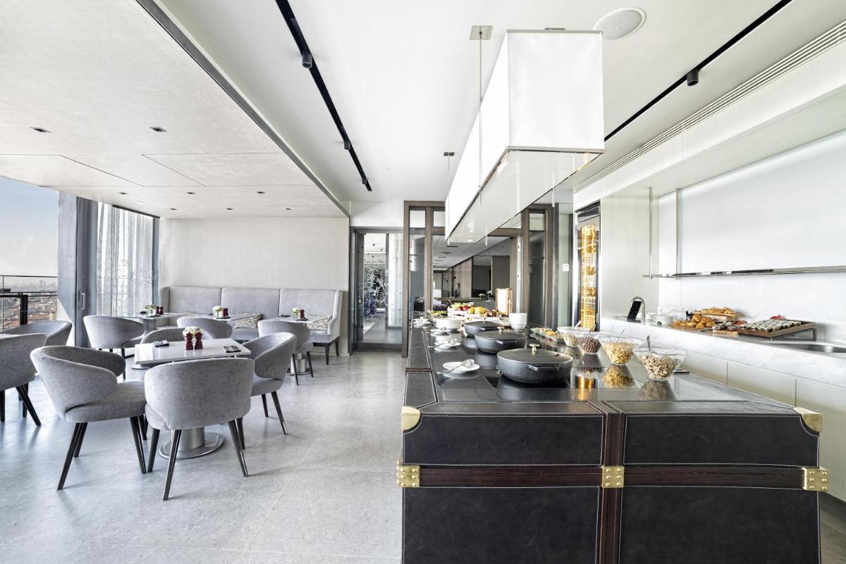 Fairmont Quasar Istanbul Hotel