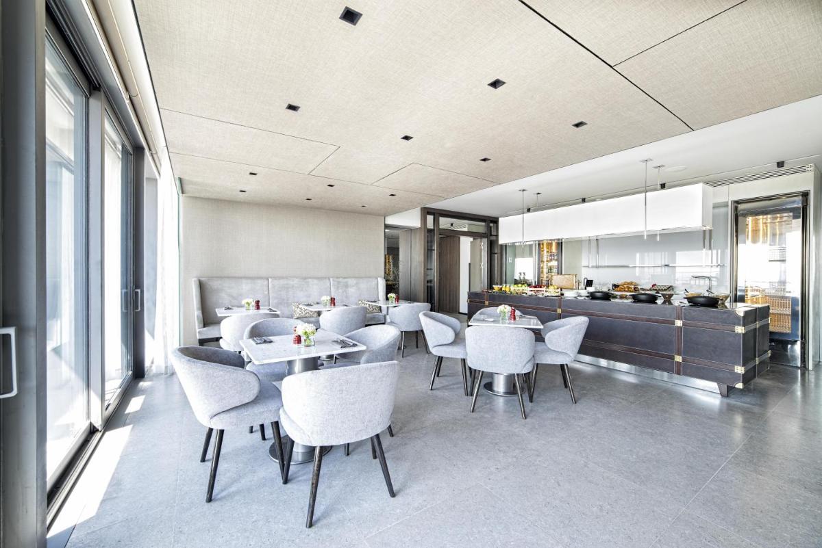 Fairmont Quasar Istanbul Hotel