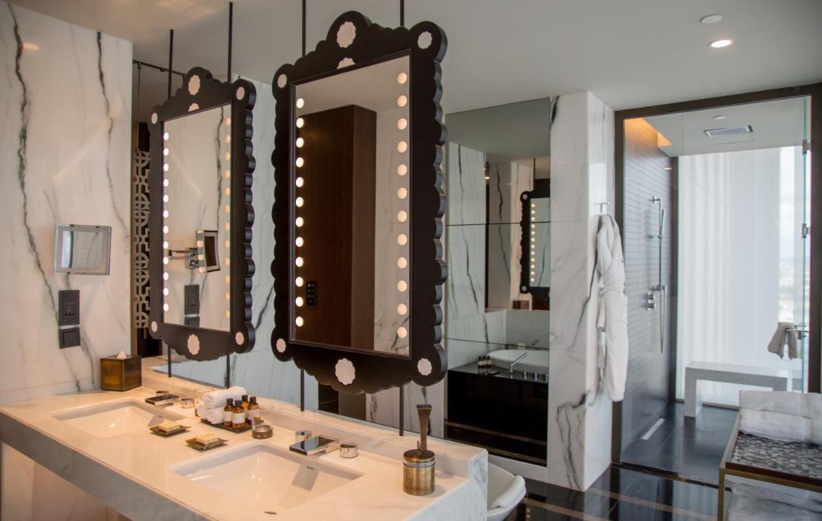 Fairmont Quasar Istanbul Hotel