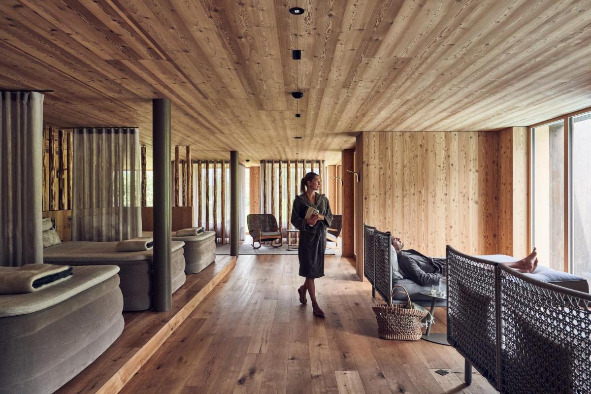 Falkensteiner Hotel Kronplatz - The Leading Hotels of the World