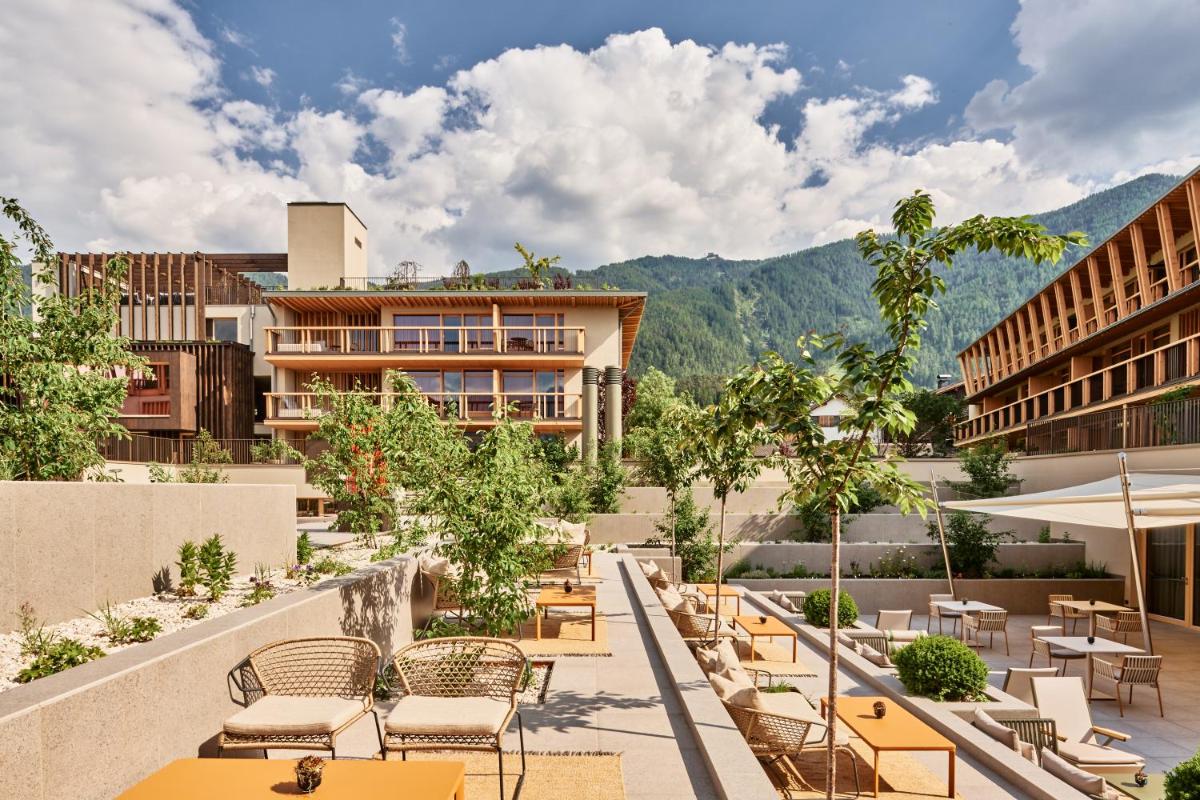 Falkensteiner Hotel Kronplatz - The Leading Hotels of the World