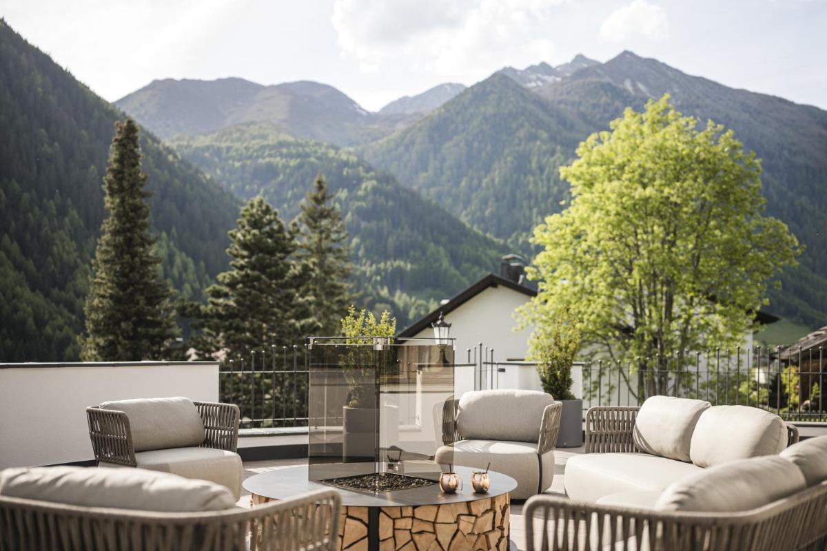 Falkensteiner Hotel Falkensteinerhof l 4 Star Superior