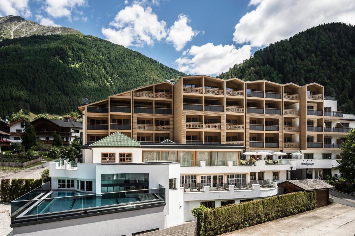 Falkensteiner Hotel Falkensteinerhof l 4 Star Superior