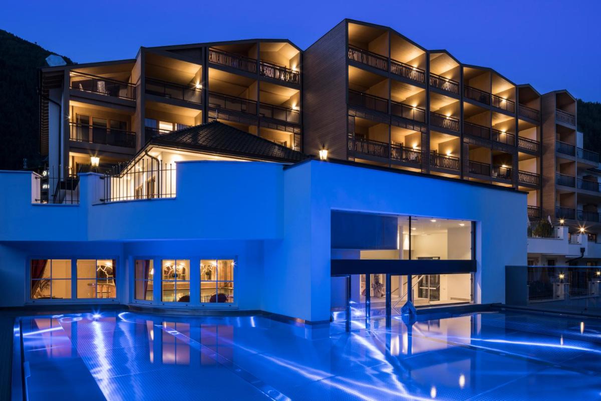 Falkensteiner Hotel Falkensteinerhof l 4 Star Superior