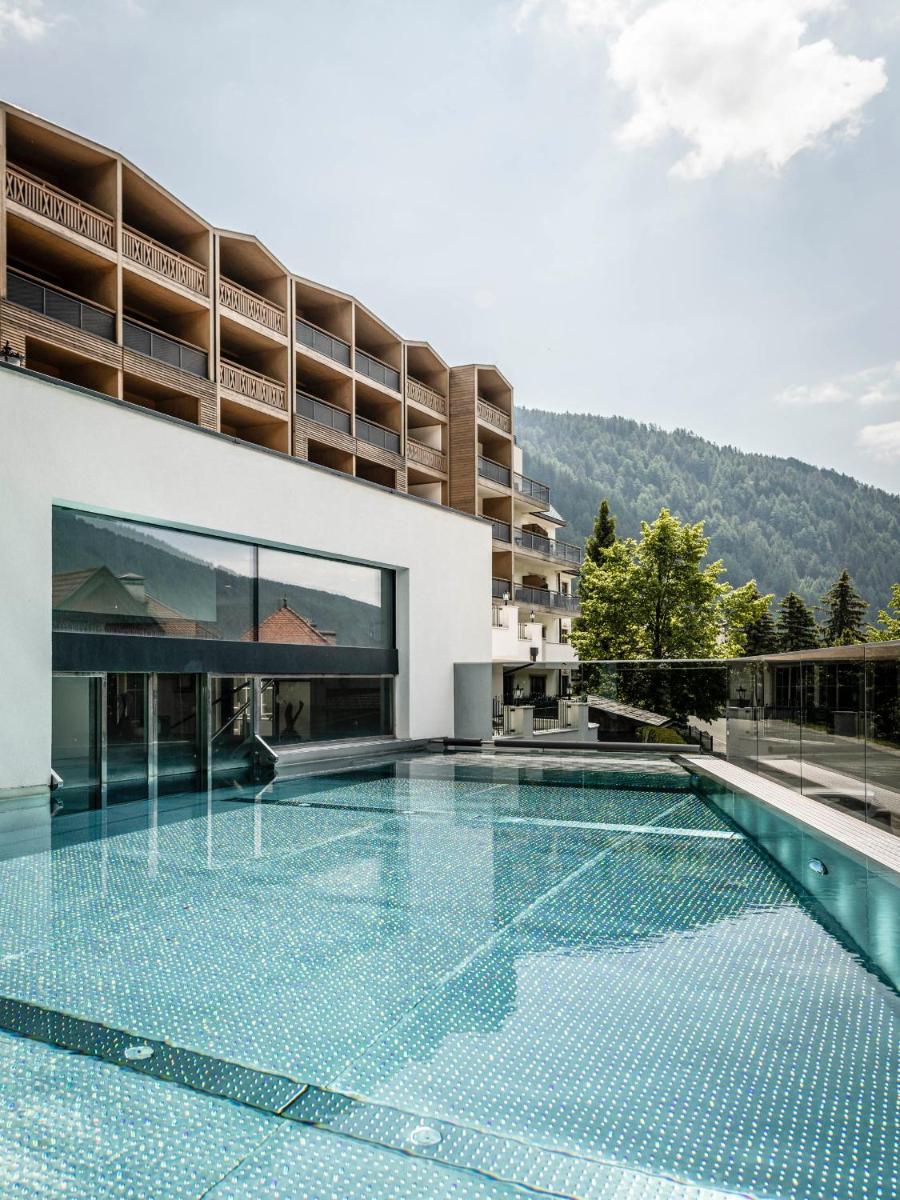 Falkensteiner Hotel Falkensteinerhof l 4 Star Superior