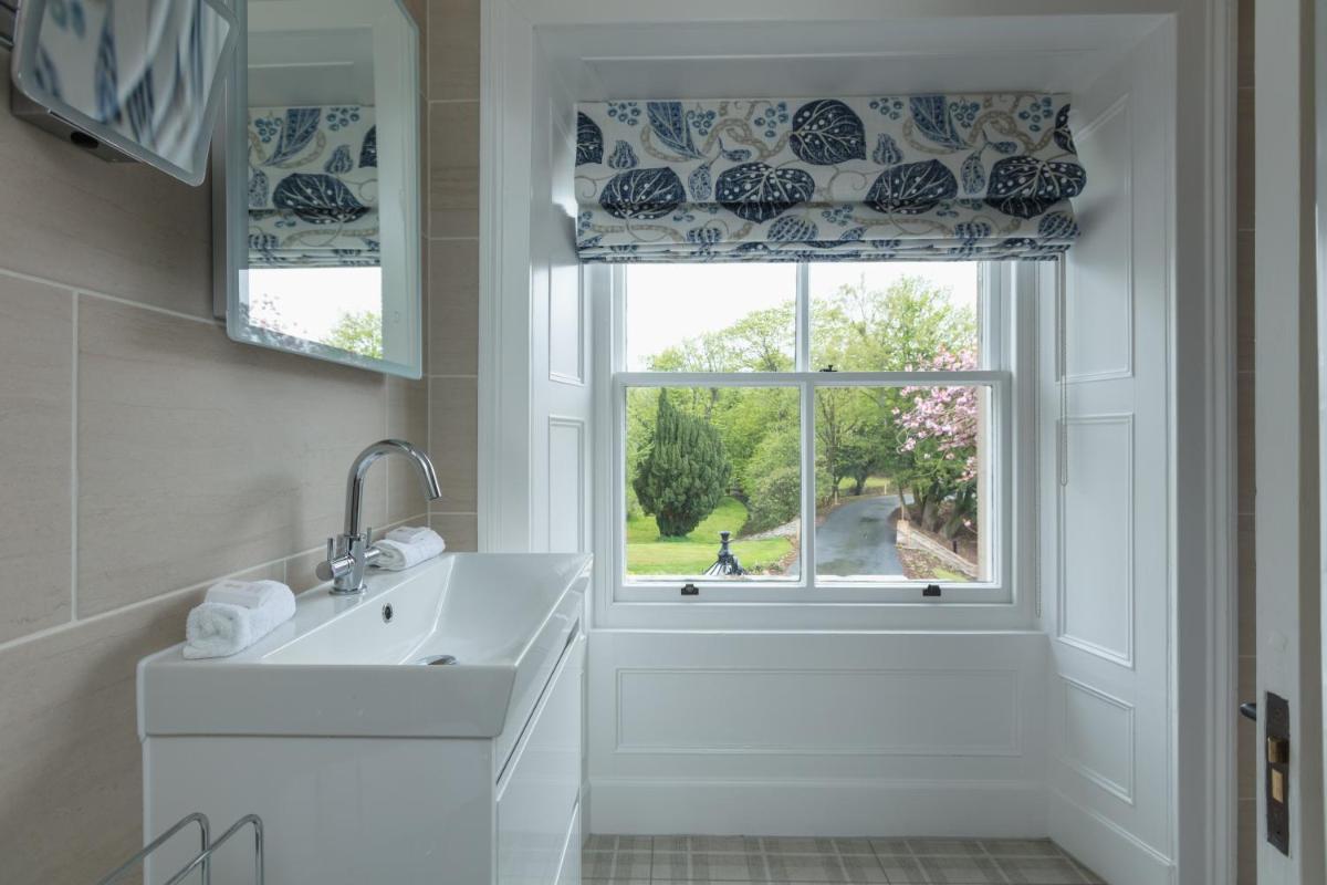 Farlam Hall Hotel & Restaurant