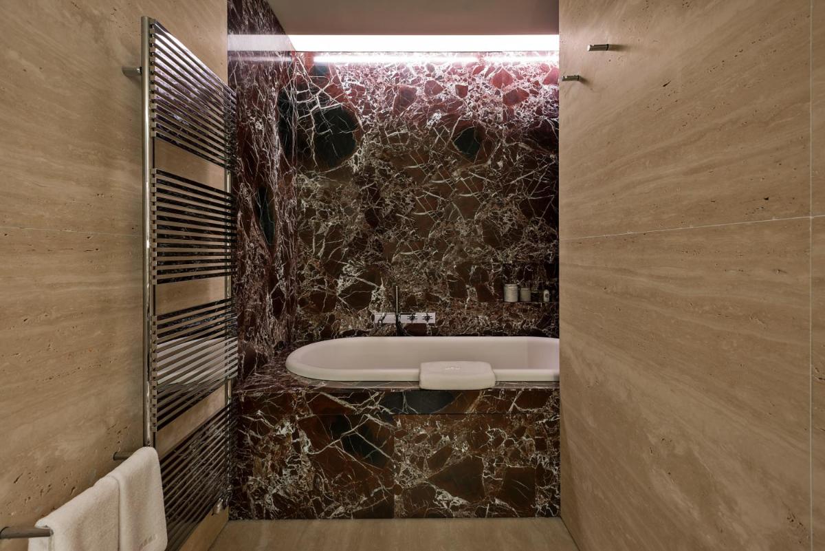 Fendi Private Suites - Small Luxury Hotels of the World