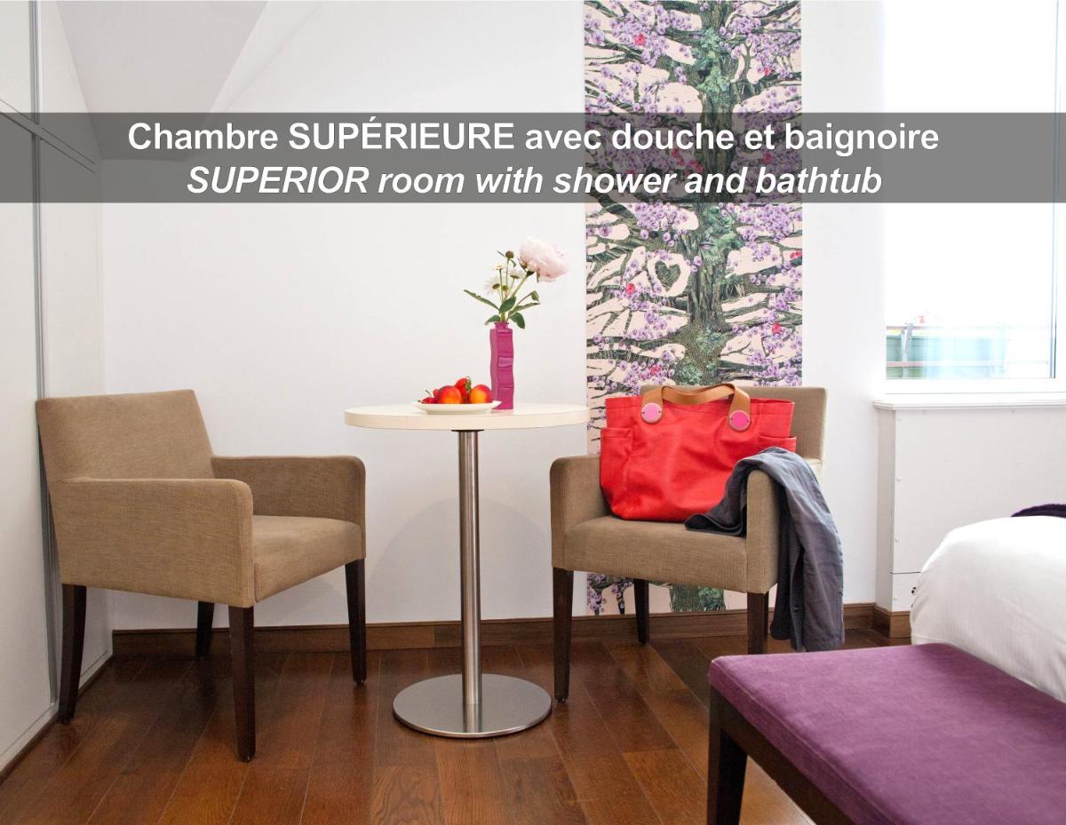 HÔTEL LA FERME DE BOURRAN - RODEZ - parking privé avec bornes pour voitures électriques