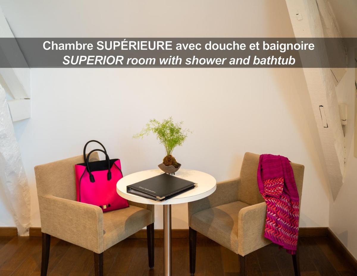 HÔTEL LA FERME DE BOURRAN - RODEZ - parking privé avec bornes pour voitures électriques